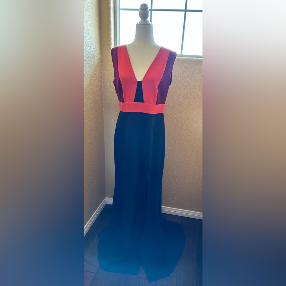 BCBG Max Azria Evening Gown Size 12 Navy Blue
